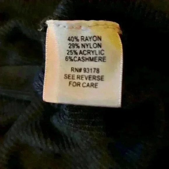 Philosophy open front - Picture 4 of 5